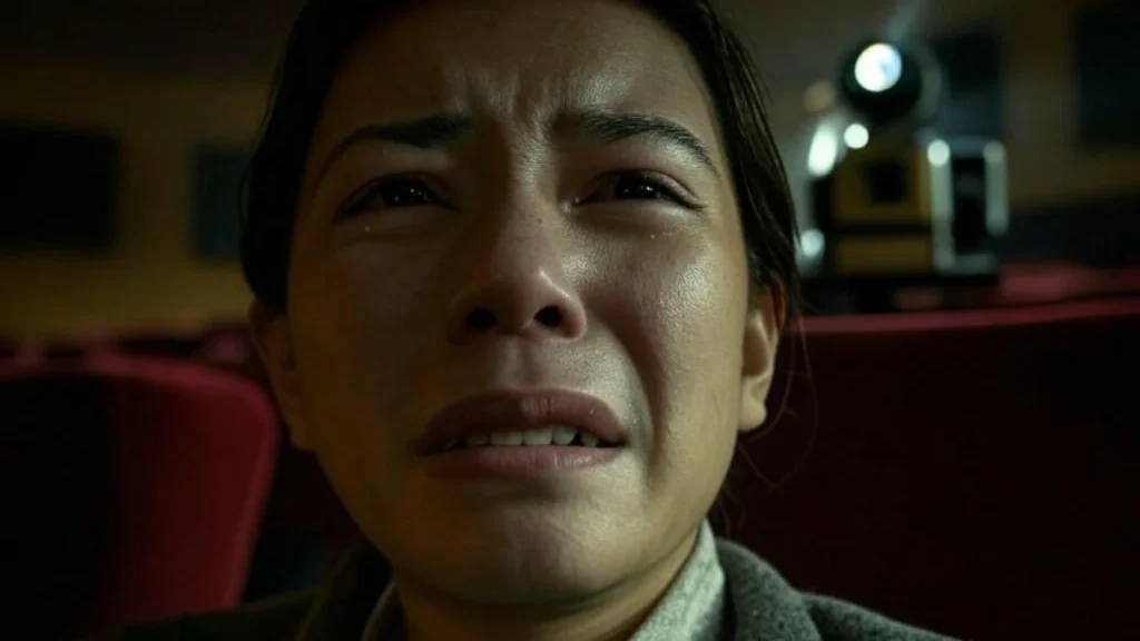 Mengapa Film Dapat Membangkitkan Emosi yang Kita Tahan Dalam Kehidupan Sehari-hari?