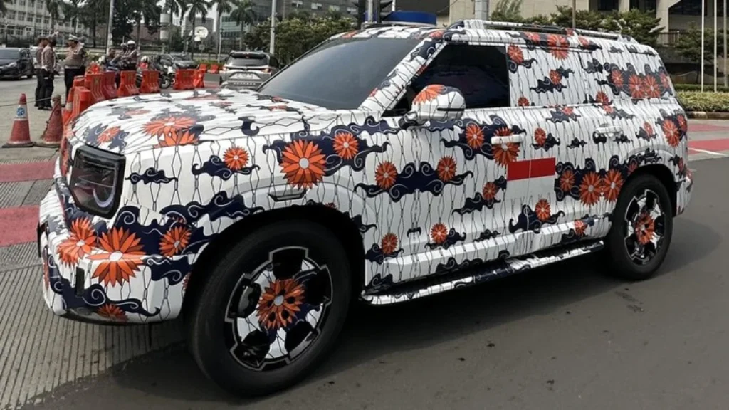 Mobil SUV BAIC BJ30 Terciduk di Jakarta: Memperkenalkan Inovasi Hybrid di Pasar Indonesia