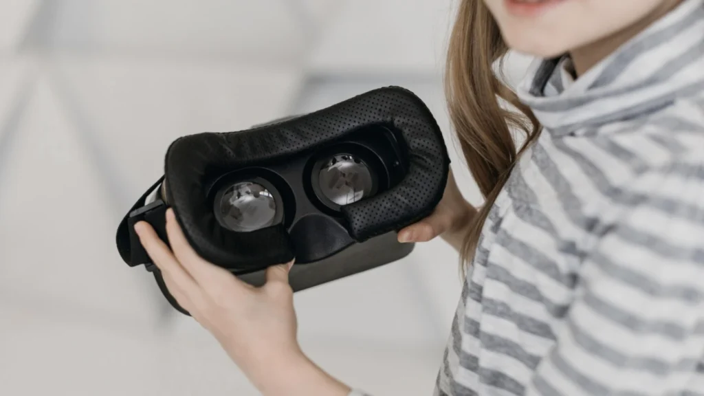 Inovasi Terbaru: Lensa Augmented Reality yang Mungkin Menggantikan Smartphone