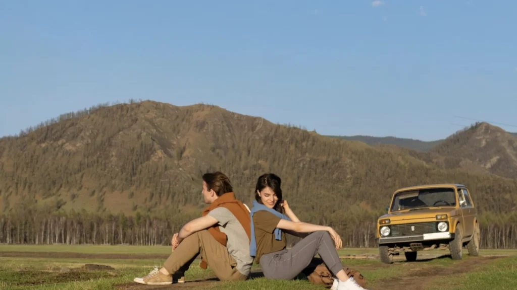 Menentukan Liburan Ideal: Staycation atau Roadtrip?