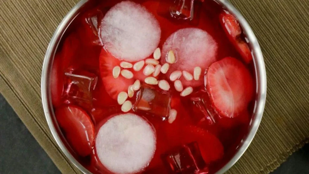 Omija: Minuman Tradisional Korea Selatan yang Viral di Indonesia