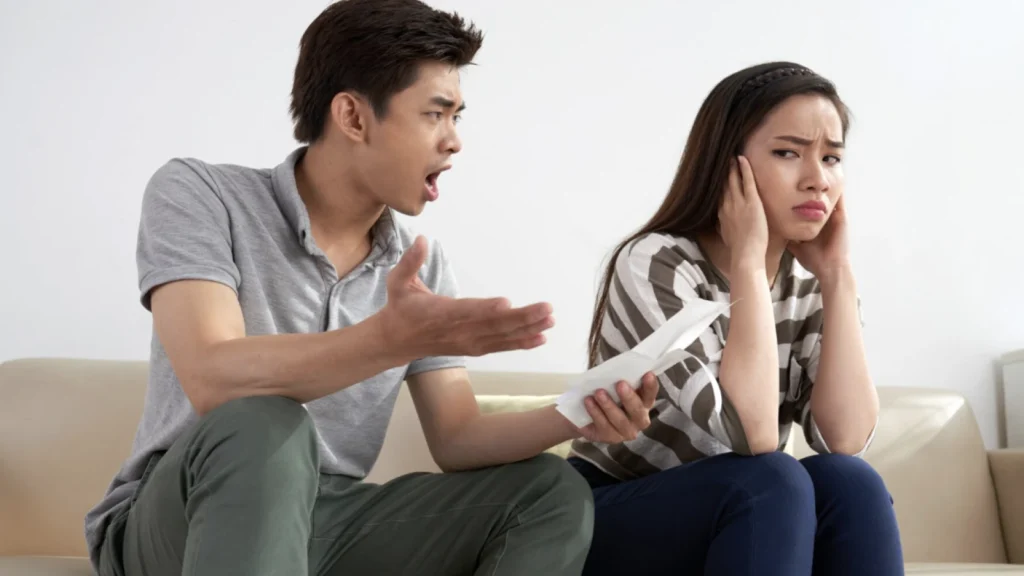 Strategi Komunikasi Efektif dalam Hubungan