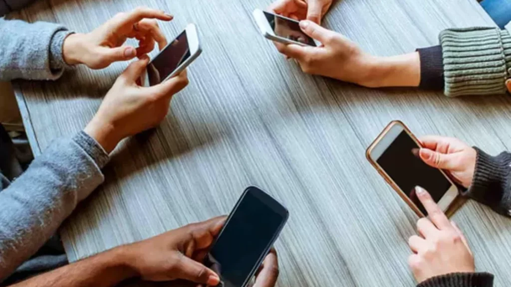 Masa Depan Ponsel: Apakah Kita Menuju Era Tanpa Smartphone?