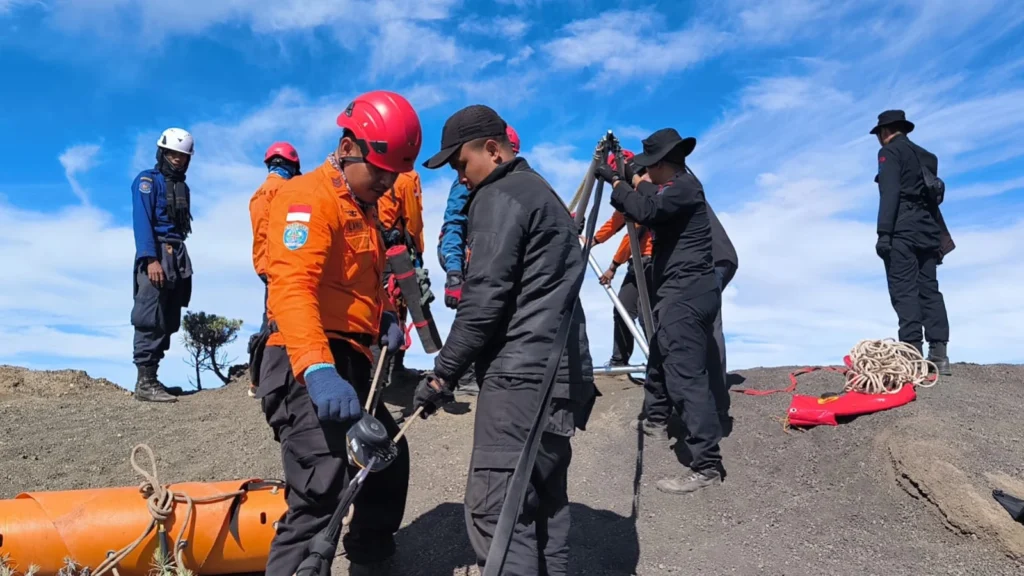 Maut di Gunung Rinjani: Hasil Autopsi dan Penghormatan untuk Juliana Marins