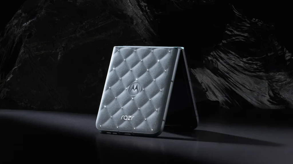 Motorola Luncurkan Motorola Razr 2025 Kolaborasi dengan Swarovski