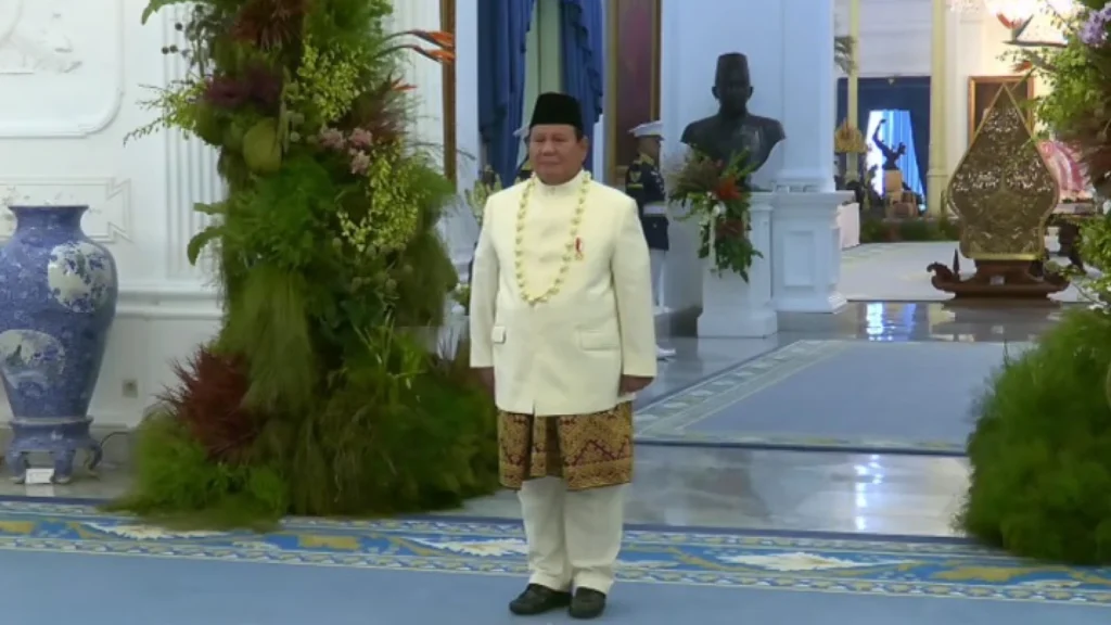Kehadiran Presiden Prabowo dan Baju Demang Betawi di HUT ke-80 RI
