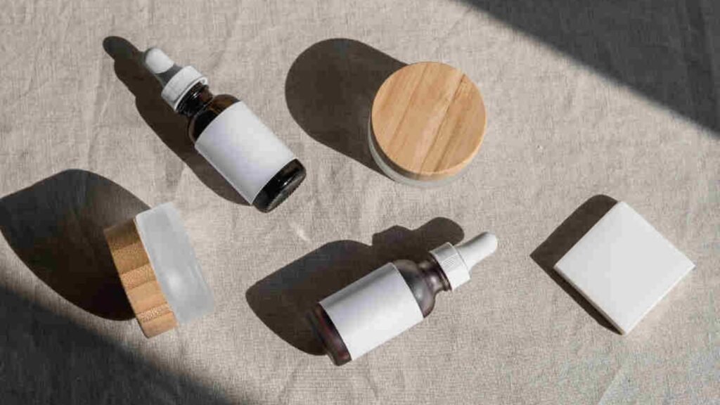 Membedah Essence dan Serum: Perbedaan dan Urutan Penggunaan dalam Perawatan Kulit