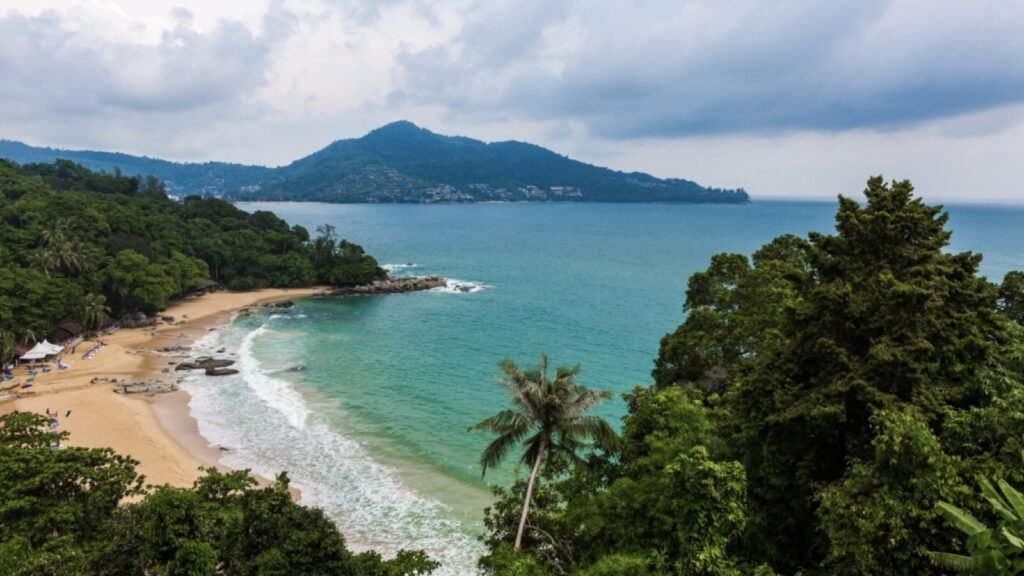 Menelusuri Hidden Gems Wisata Indonesia