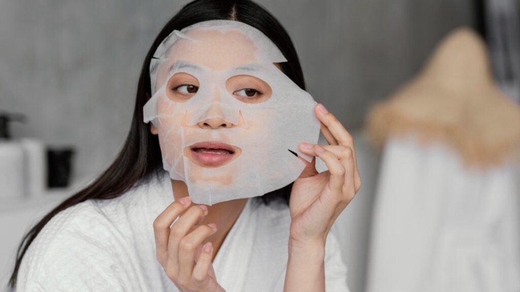 Panduan Memilih Sheet Mask yang Tepat untuk Kesehatan Kulit