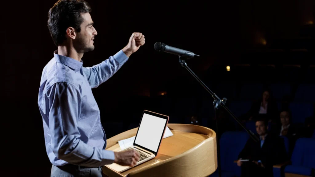 Pentingnya Public Speaking untuk Generasi Muda