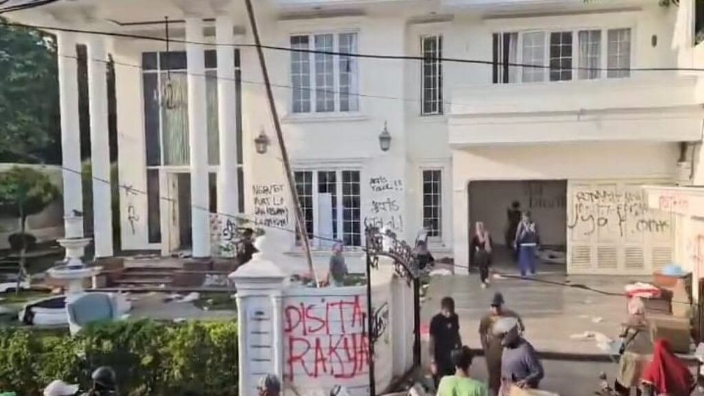 Penyelidikan Penjarahan di Rumah Eko Patrio: Kronologi dan Respon Terkini